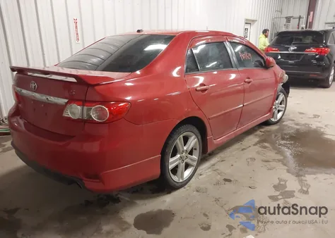 2013 Toyota Corolla S z USA, uszkodzony, nr VIN 2T1BU4EE9DC949177